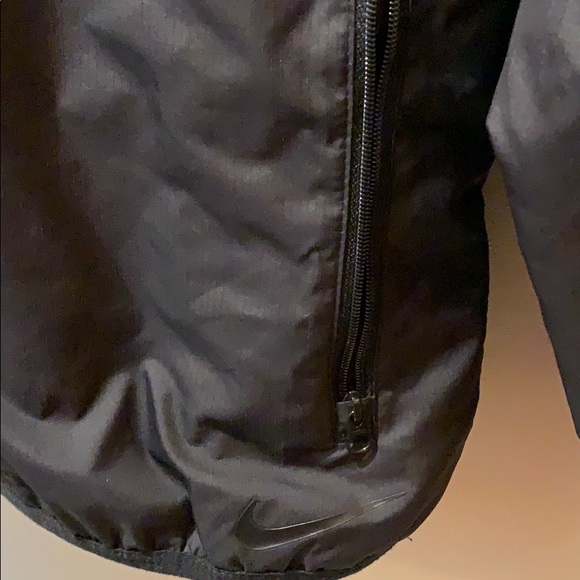 ♦️HOST PICK♦️Nike golf jacket - Picture 3 of 4